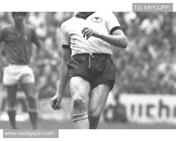 足球球星手腕的力量与魅力探索 如何通过细节看见运动员的非凡风采